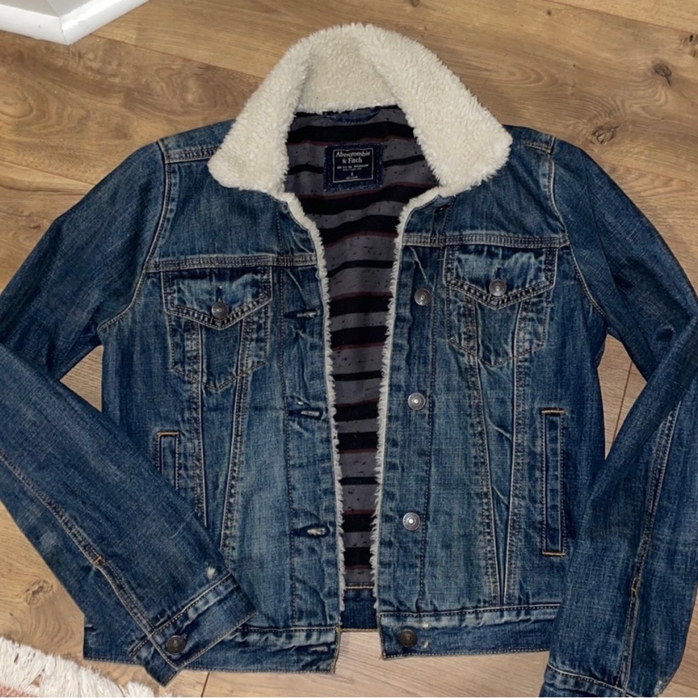 A&F Denim Jacket with Sherpa collar